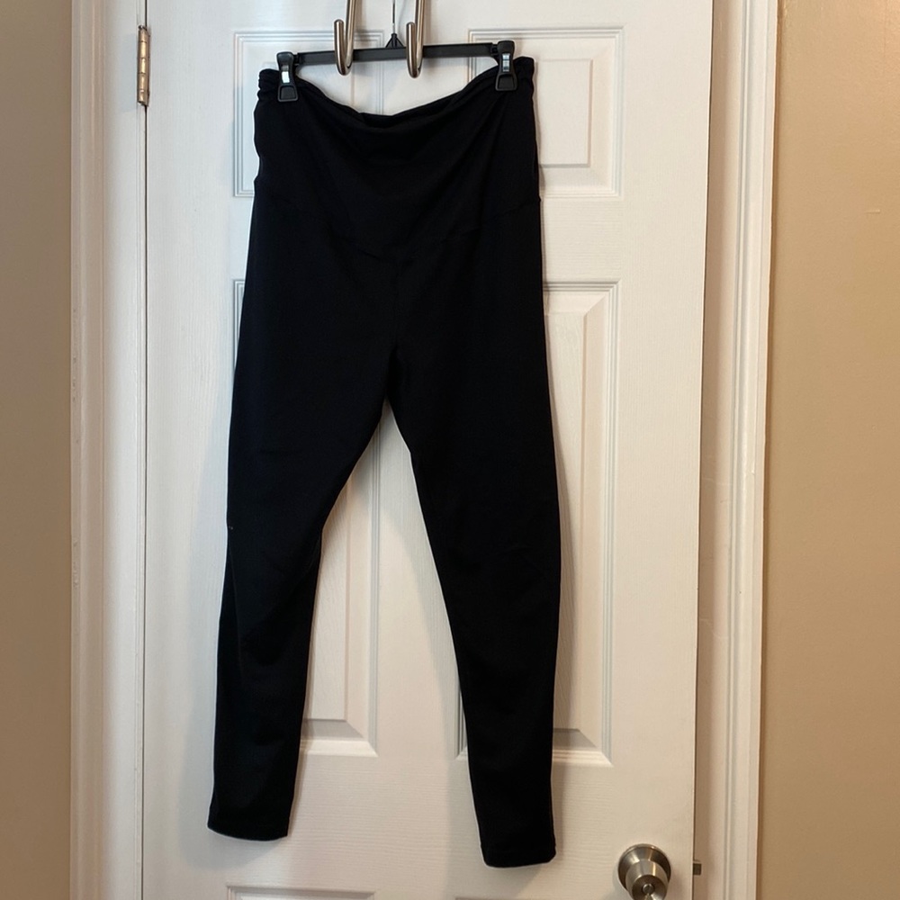 zella black maternity leggings (size large)